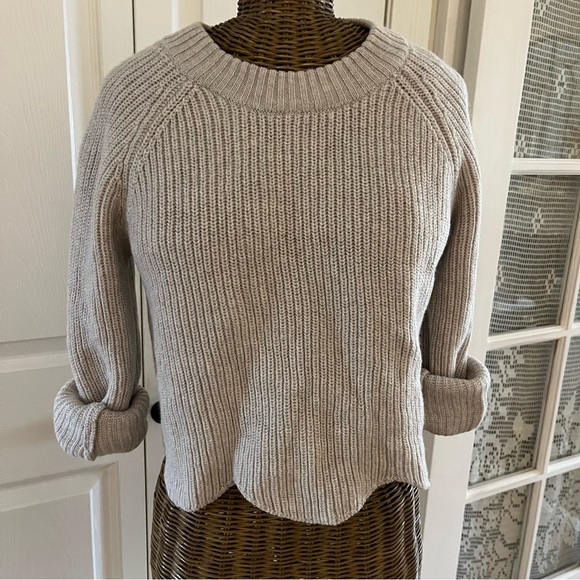 Wilfred Sardou Sweater , Scalloped Crew neck sweater , Sz XS - Picture 2 of 10